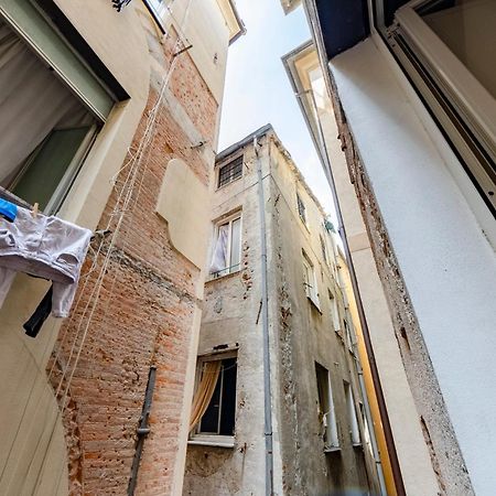 Castelli'S Apartments Campo 9 Genua Zewnętrze zdjęcie