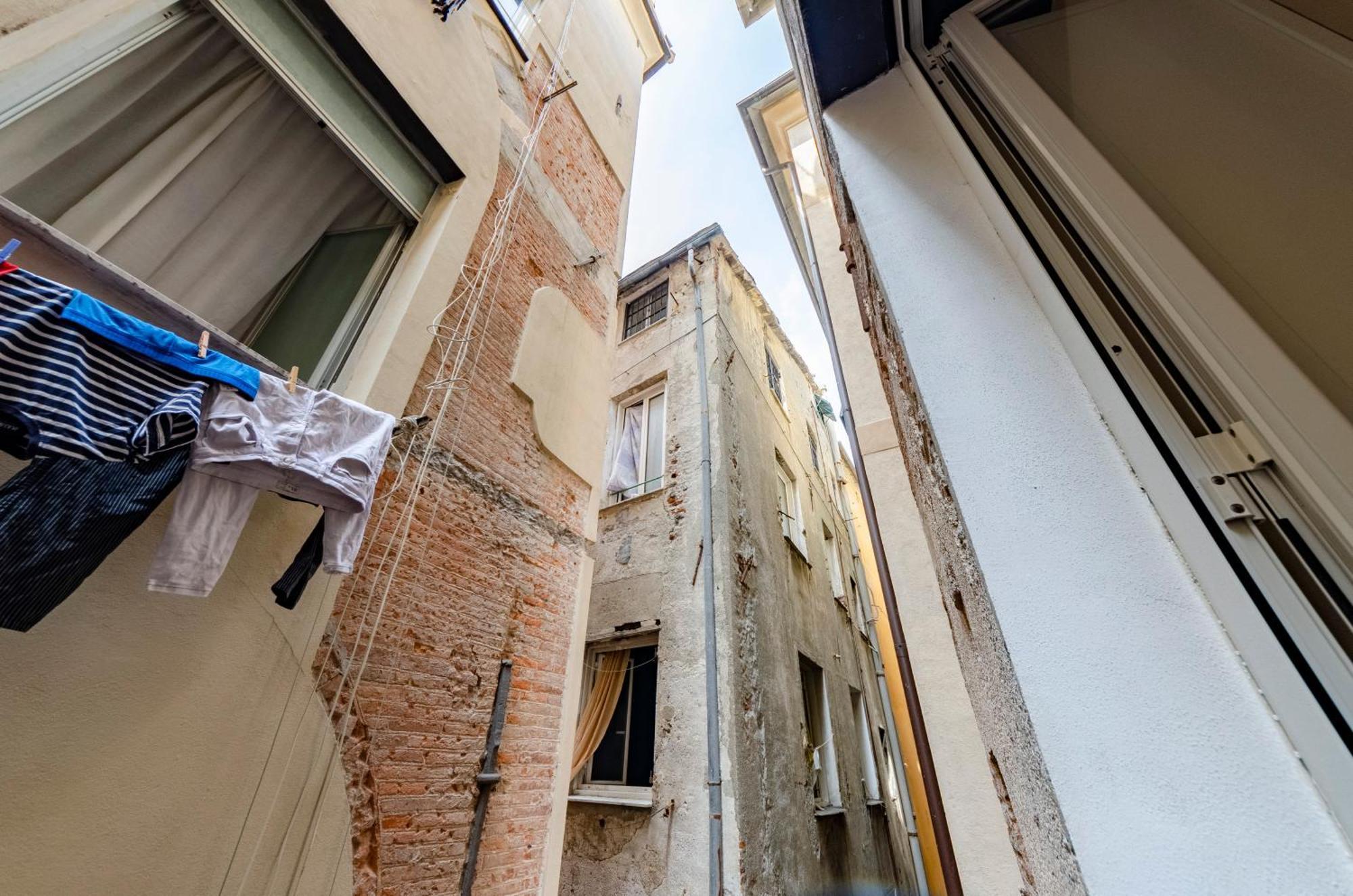 Castelli'S Apartments Campo 9 Genua Zewnętrze zdjęcie